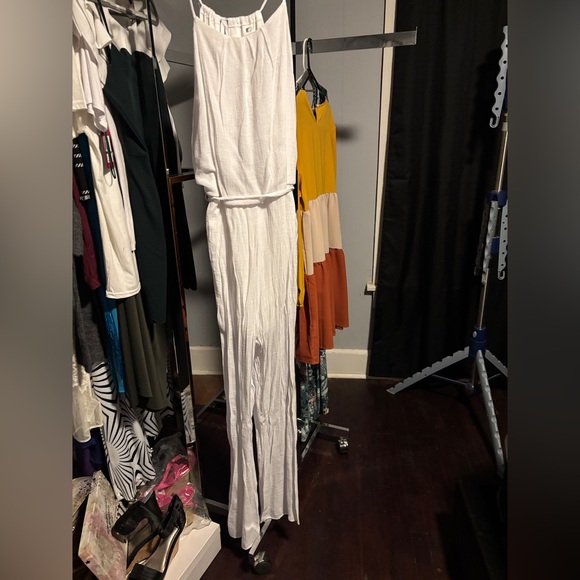 Euc one piece pantsuit - Picture 1 of 6